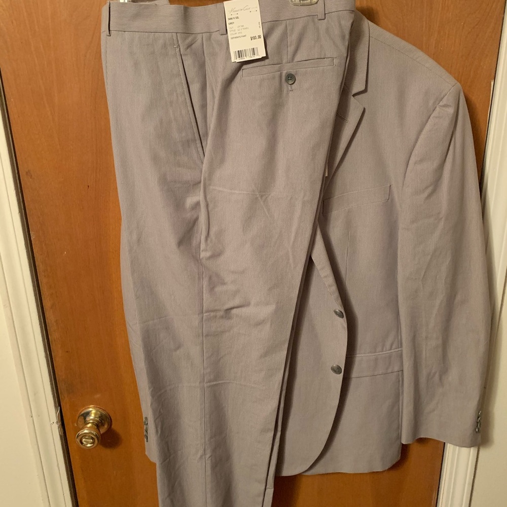 Kenneth Cole - Suit